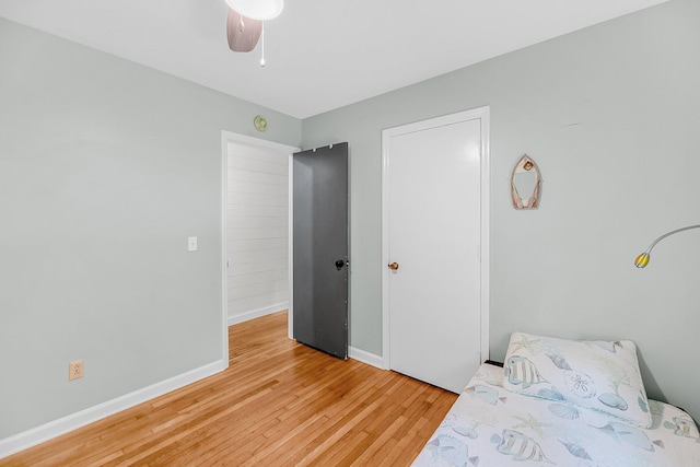 7274 Commodore Rd, Hollywood, SC 29449 - bedroom featuring light wood-style floors and ceiling fan