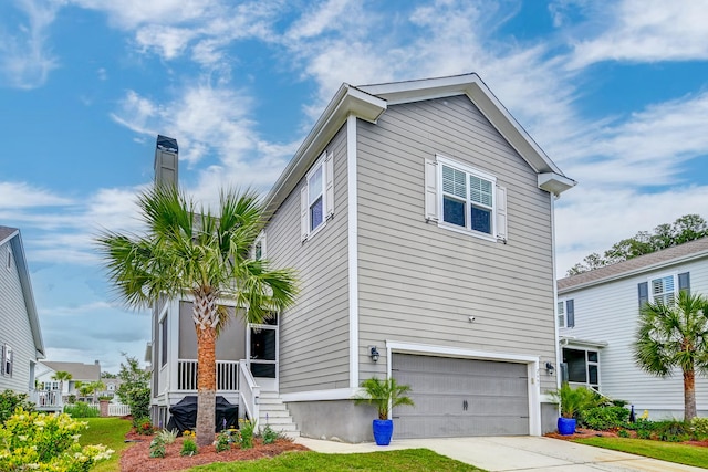 view of front of property featuring a garage