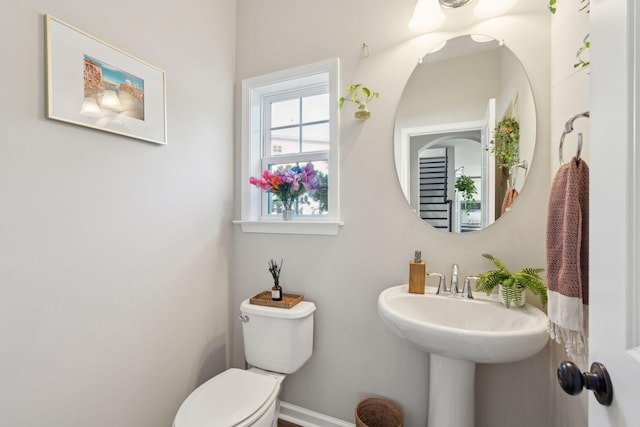 1606 Stovall Ct, Johns Island, SC 29455 - bathroom featuring baseboards and toilet