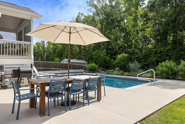 1825 Crossbill Trl, Hanahan, SC 29410 - view of swimming pool with a patio, a fenced backyard, and outdoor dining area