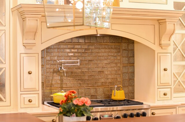 interior details featuring backsplash