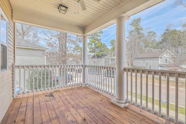 deck with a ceiling fan