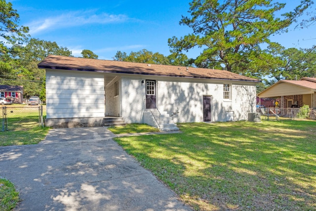 105 Bermuda Ct, Summerville, SC 29485 - view of front of house featuring a gate, cooling unit, and brick siding