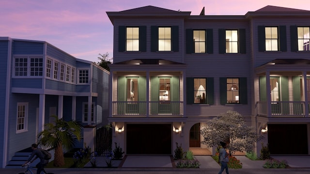 view of front of house featuring a garage and driveway