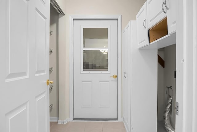 8800 Dorchester Rd Unit 2004, North Charleston, SC 29420 - mudroom with light tile patterned floors and baseboards