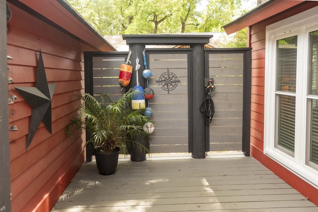 152 Mansfield Blvd, Charleston, SC 29418 - view of wooden terrace