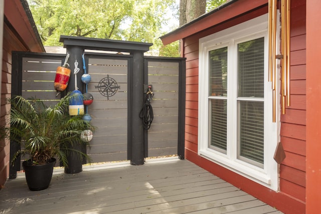152 Mansfield Blvd, Charleston, SC 29418 - view of wooden deck