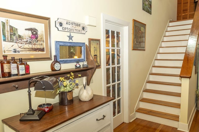 152 Mansfield Blvd, Charleston, SC 29418 - stairway featuring wood finished floors and a dry bar