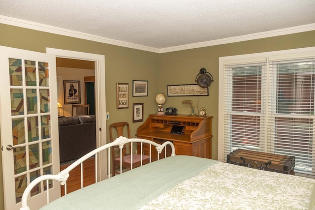 152 Mansfield Blvd, Charleston, SC 29418 - dining space with ornamental molding and a textured ceiling