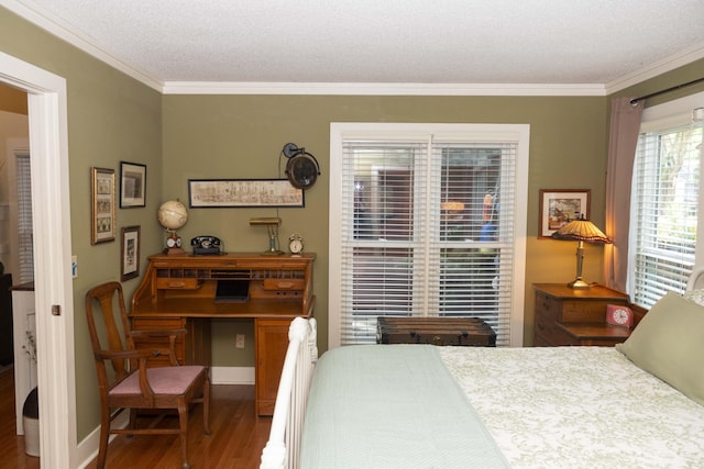 152 Mansfield Blvd, Charleston, SC 29418 - bedroom featuring wood finished floors, crown molding, and baseboards
