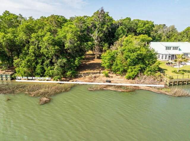 16 Comfort Pt, Saint Helena Island, SC 29920