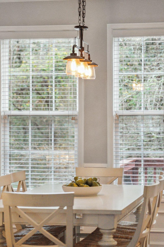 dining area with breakfast area