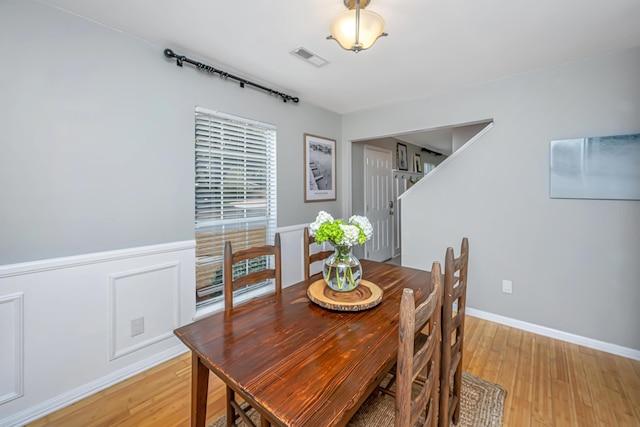 dining room featuring light hardwood / wood-style flooring