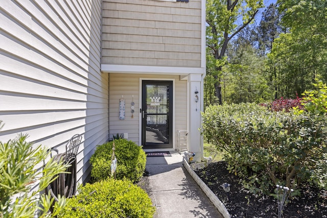 view of entrance to property