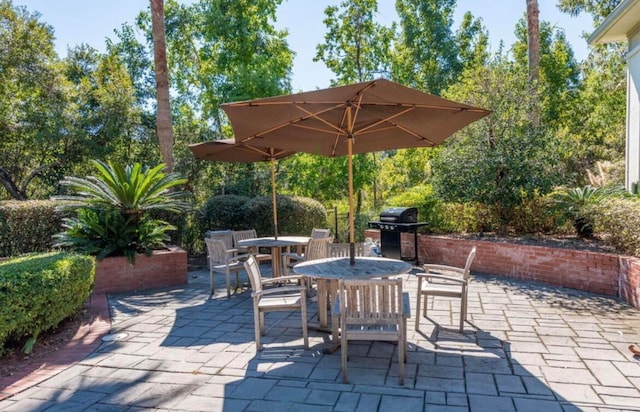 view of patio featuring area for grilling