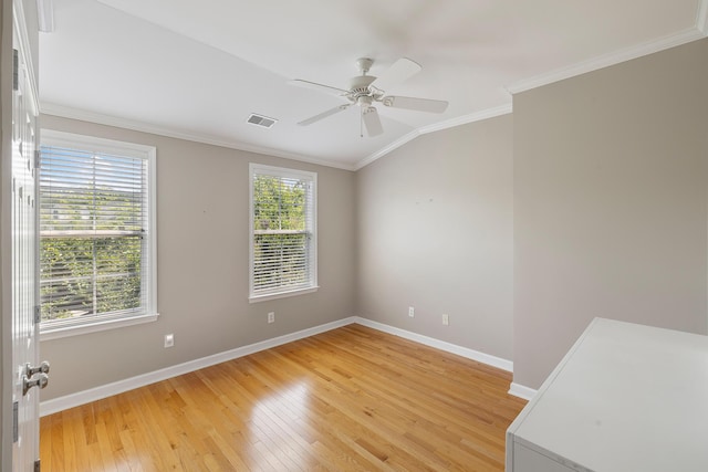 167 Palm Cove Way, Mount Pleasant, SC 29466 - unfurnished room with light wood finished floors, crown molding, and a ceiling fan