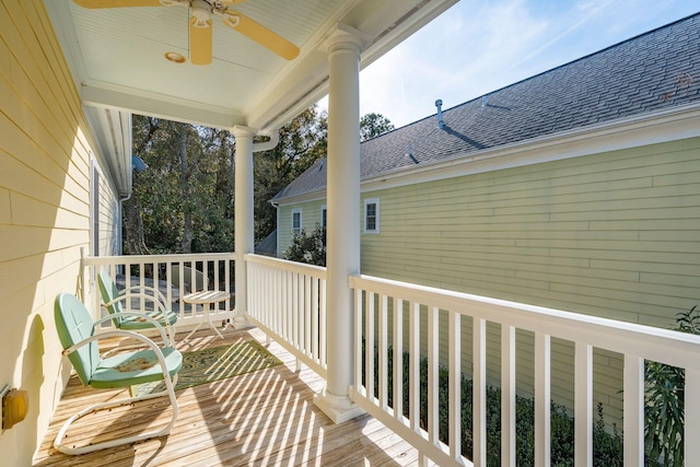 balcony with ceiling fan