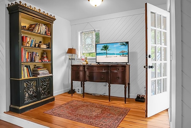 49 Crosscreek Dr, Charleston, SC 29412 - home office with hardwood / wood-style flooring