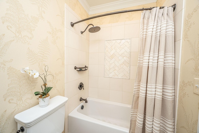 bathroom with crown molding, wallpapered walls, shower / bath combo, and toilet