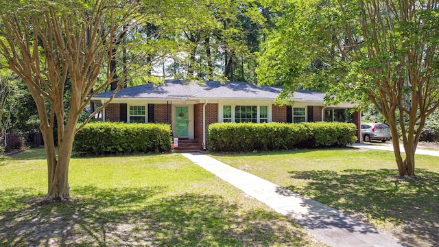 113 Overhill Dr, Walterboro, SC 29488 - view of front facade featuring a front yard and brick siding