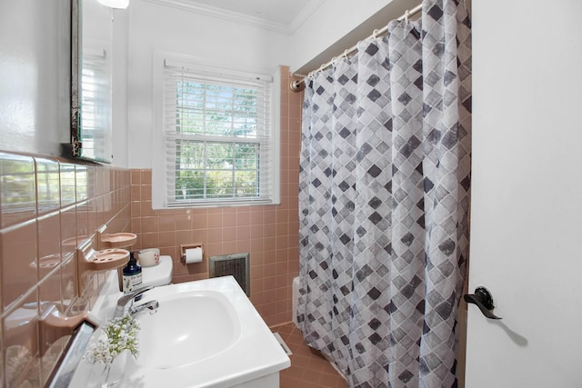 113 Overhill Dr, Walterboro, SC 29488 - full bath featuring ornamental molding, curtained shower, tile walls, and vanity