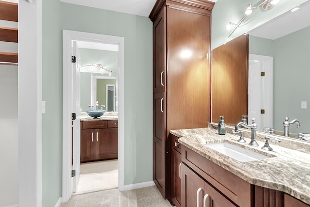 320 Compton Xing, Summerville, SC 29485 - full bath featuring two vanities and baseboards