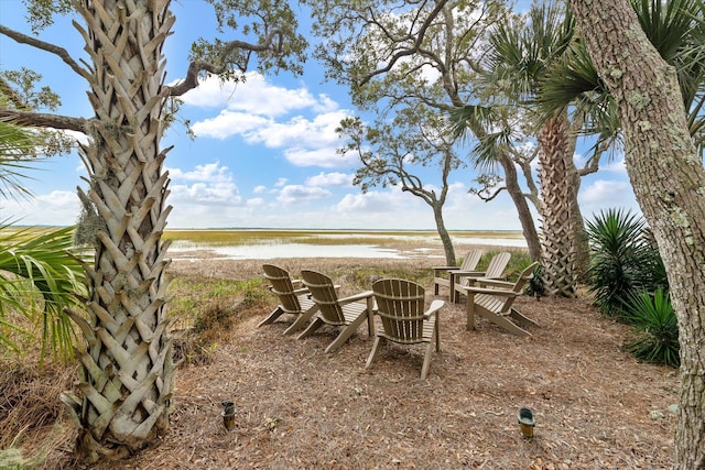 view of yard with a water view