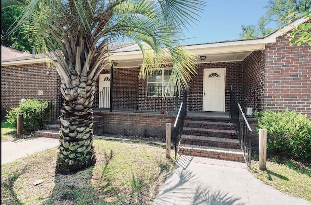 view of property entrance