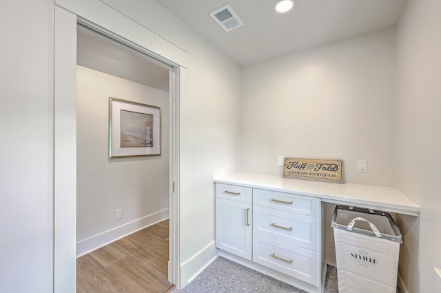 974 Cliffwood Dr, Mount Pleasant, SC 29464 - detailed view of baseboards, recessed lighting, and wood finished floors