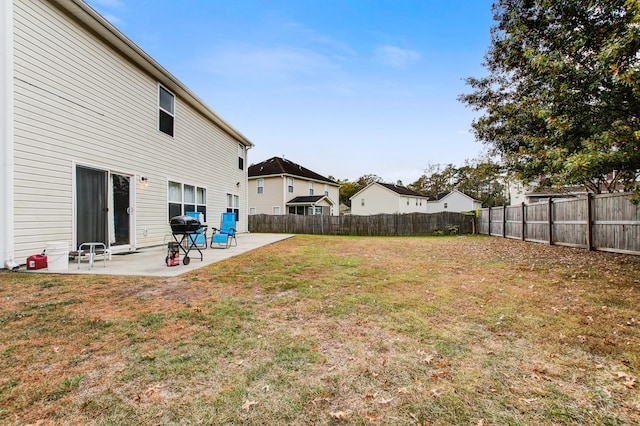 view of yard with a patio