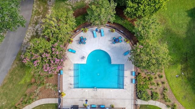 9117 Woodcreek Ct, North Charleston, SC 29406 - aerial view of a pool