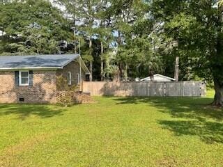 306 Park St, Saint George, SC 29477 - view of yard
