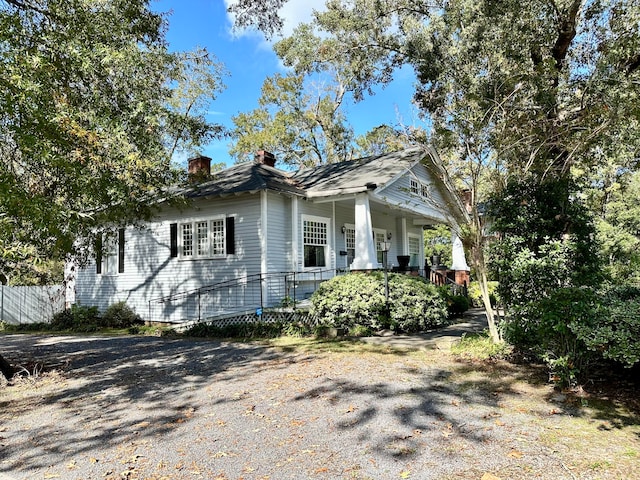 view of front facade featuring covered porch