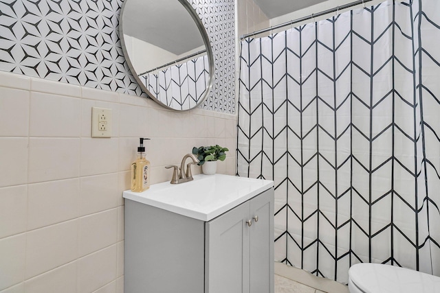 2215 Suffolk St, North Charleston, SC 29405 - bathroom featuring tile walls, vanity, and curtained shower