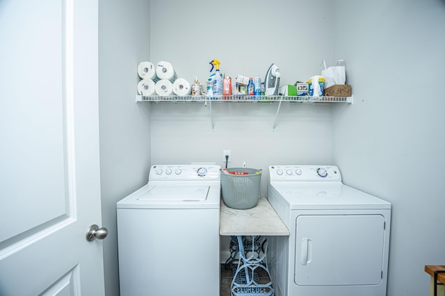 3769 Maidstone Dr, Mount Pleasant, SC 29466 - laundry area featuring washing machine and dryer