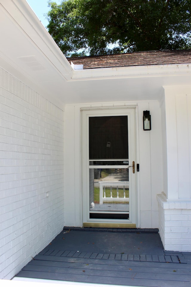 view of entrance to property