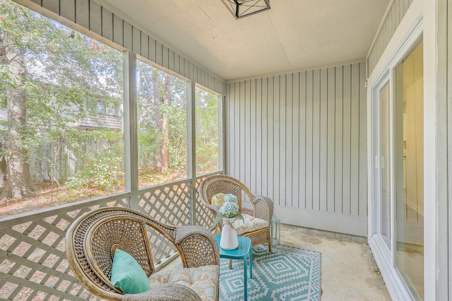 view of sunroom / solarium