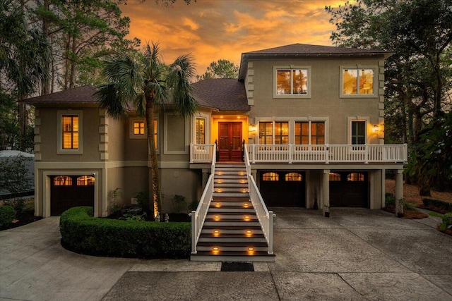 view of front facade featuring a garage