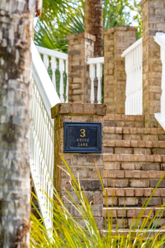 3 Cross Ln, Isle Of Palms, SC 29451 - exterior view