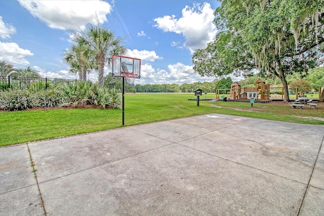 5084 Timber Race Crse, Hollywood, SC 29449 - view of basketball court with community basketball court