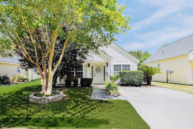 1136 Peninsula Cove Dr, Charleston, SC 29492 - view of property hidden behind natural elements featuring a front lawn