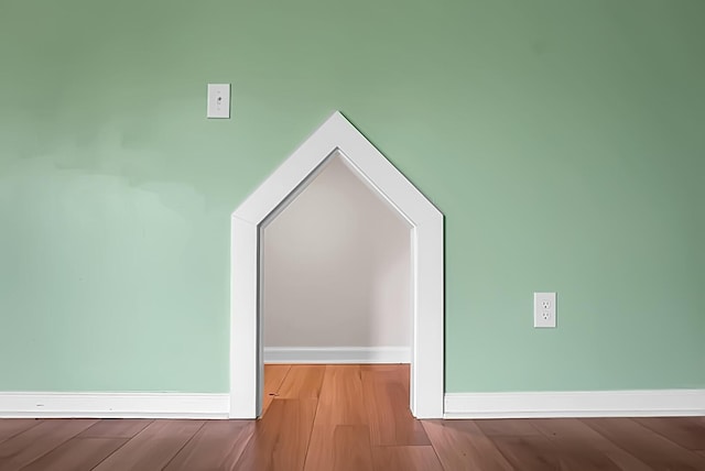 717 Butter Rd, Bonneau, SC 29431 - detailed view of wood finished floors and baseboards