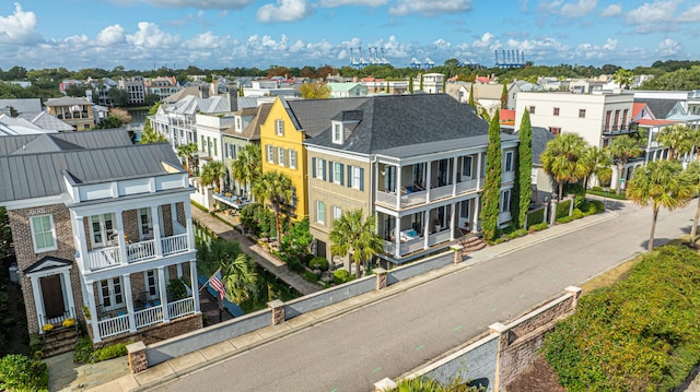 birds eye view of property featuring a residential view