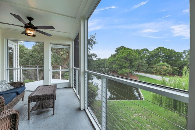 balcony featuring ceiling fan