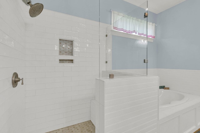 1325 Whisker Pole Ln, Mount Pleasant, SC 29466 - bathroom featuring tiled shower and a bath