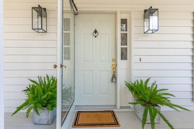 view of property entrance