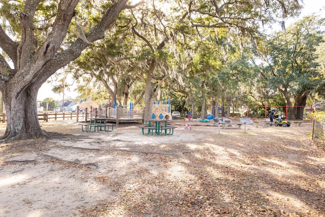 2101 Wappoo Dr, Charleston, SC 29412
