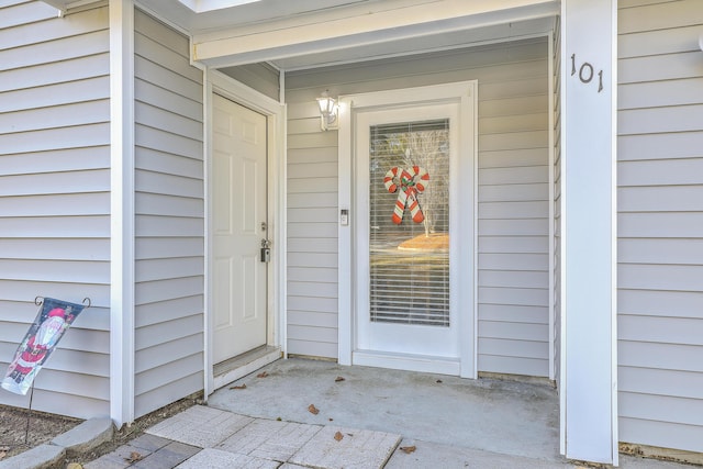 view of property entrance