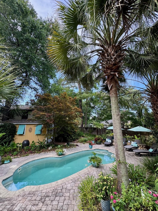 2066 Wappoo Dr, Charleston, SC 29412 - view of pool featuring a patio area