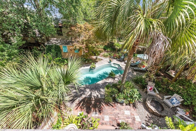 2066 Wappoo Dr, Charleston, SC 29412 - view of outdoor pool